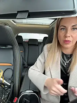 LisaMurr online show from 03/19/26, 10:15