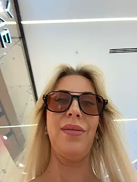 LisaMurr online show from 05/19/26, 12:45