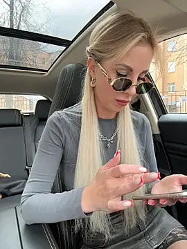 LisaMurr online show from 04/06/26, 10:38