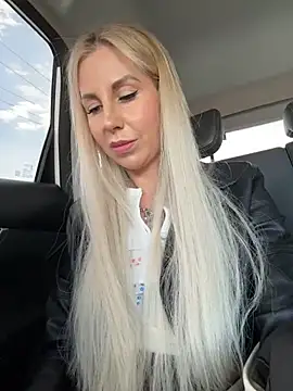LisaMurr online show from 04/21/26, 11:28