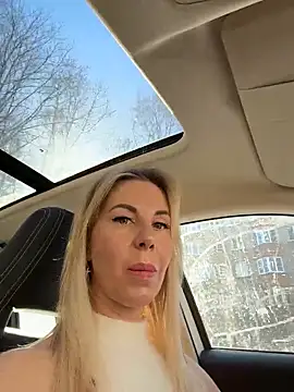 LisaMurr online show from 02/25/26, 10:04