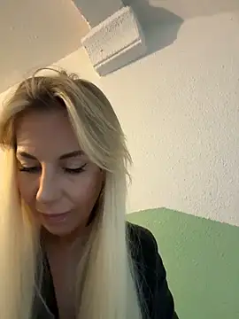 LisaMurr online show from 05/29/26, 10:21