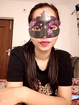 cute girl 29 online show from 05/02/26, 01:11
