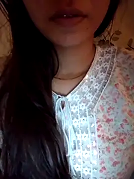 Snapshot of cute_girl_29 chatting on 07/09/26, 12:59 cute girl 29 online show from 07/09/26, 12:59