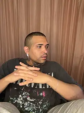 Simone026 online show from 03/11/26, 12:04