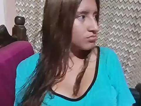 Snapshot of Emily_231 chatting on 02/21/26, 01:40 Emily 231 online show from 02/21/26, 01:40