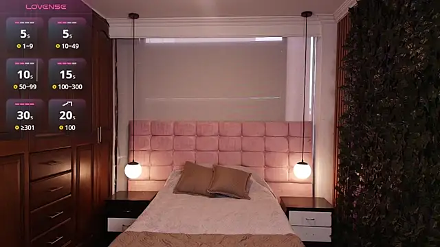 MoriahStorm online show from 05/27/26, 12:34