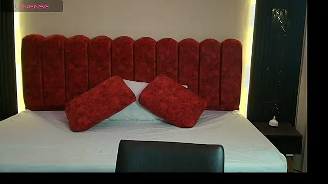 MoriahStorm online show from 04/08/26, 12:17