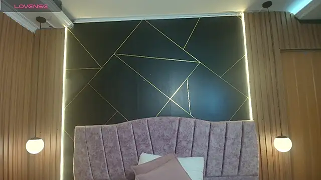 MoriahStorm online show from 03/25/26, 12:15