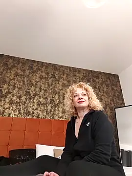 Snapshot of LaireeFelini chatting on 03/01/26, 07:25 LaireeFelini online show from 03/01/26, 07:25