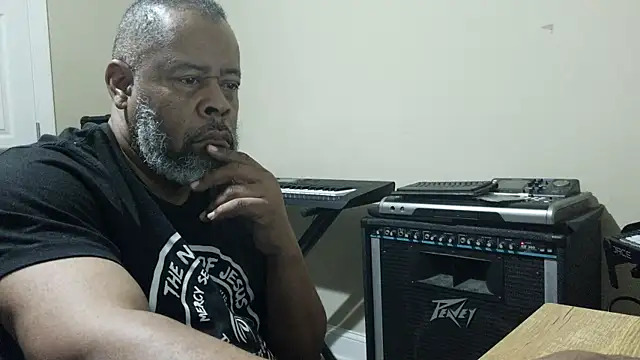 Cleozevo1961 online show from 03/20/26, 02:56