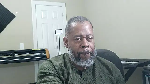 Cleozevo1961 online show from 03/24/26, 03:34