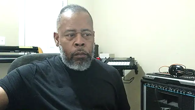 Cleozevo1961 online show from 03/14/26, 04:46