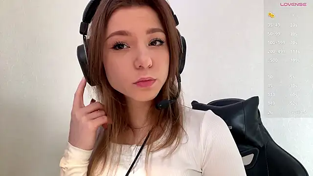 aera elese online show from 02/19/26, 08:44