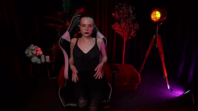 Wild Alice me online show from 02/19/26, 04:04