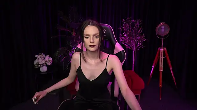 Wild Alice me online show from 04/19/26, 03:24