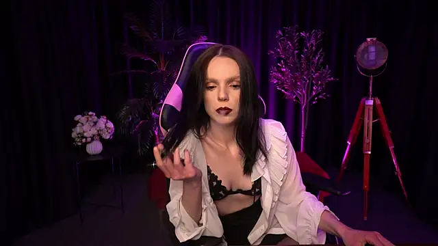 Wild Alice me online show from 04/18/26, 07:07