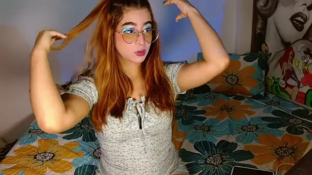 chloe roxy online show from 04/08/26, 04:03