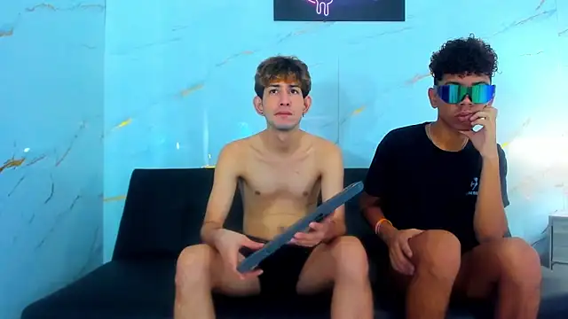 Snapshot of Spicy_guys chatting on 02/19/26, 01:30 Spicy guys online show from 02/19/26, 01:30