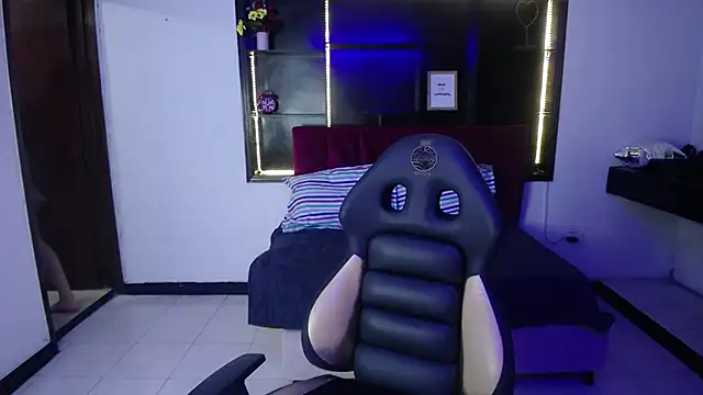 Sweett liia  online show from 03/28/26, 07:48