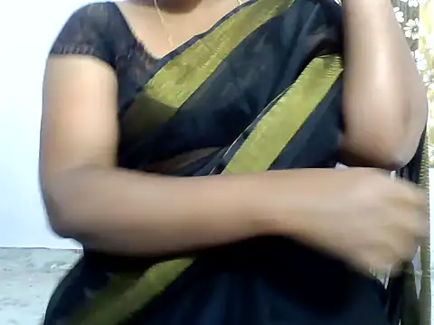 Snapshot of Angel_honeybear_143 chatting on 03/04/26, 09:28 Angel honeybear 143 online show from 03/04/26, 09:28