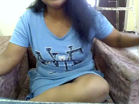 Snapshot of Angel_honeybear_143 chatting on 03/08/26, 09:01 Angel honeybear 143 online show from 03/08/26, 09:01
