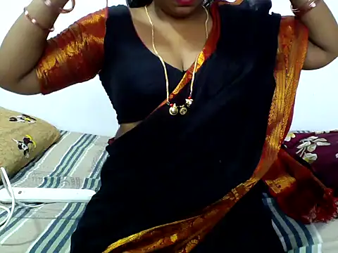 Snapshot of Angel_honeybear_143 chatting on 06/04/26, 09:14 Angel honeybear 143 online show from 06/04/26, 09:14