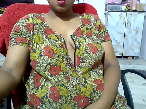 Snapshot of Angel_honeybear_143 chatting on 06/25/26, 07:08 Angel honeybear 143 online show from 06/25/26, 07:08