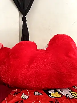 Cute-Sanvii online show from 04/15/26, 07:36