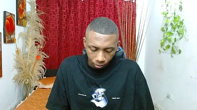 milo018 online show from 03/15/26, 03:24