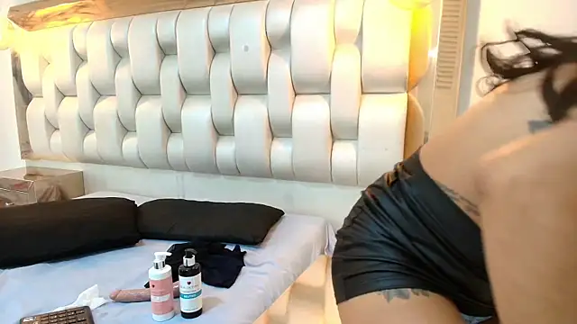AzulMaveric online show from 04/25/26, 05:10