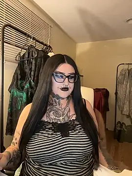 Snapshot of grindhouseho chatting on 03/03/26, 04:52 grindhouseho online show from 03/03/26, 04:52