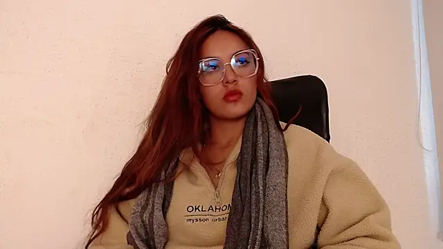 Snapshot of Mileth_lee chatting on 02/25/26, 12:16 Mileth lee online show from 02/25/26, 12:16