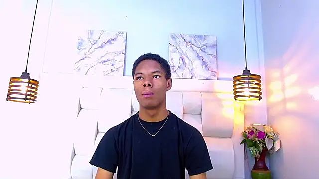 Santiago Ortiz  online show from 03/07/26, 07:30