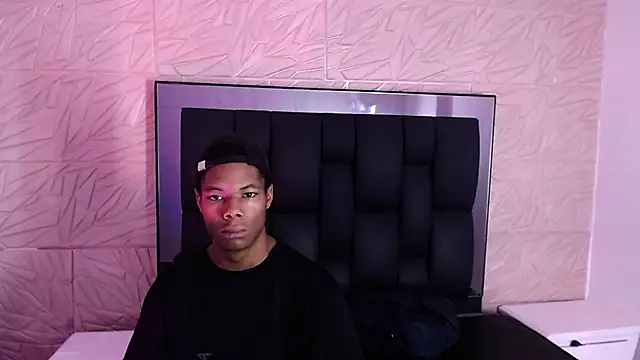 Santiago Ortiz  online show from 03/13/26, 03:06