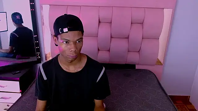 Santiago Ortiz  online show from 03/01/26, 01:55