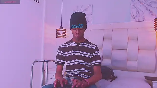 Santiago Ortiz  online show from 04/08/26, 07:26