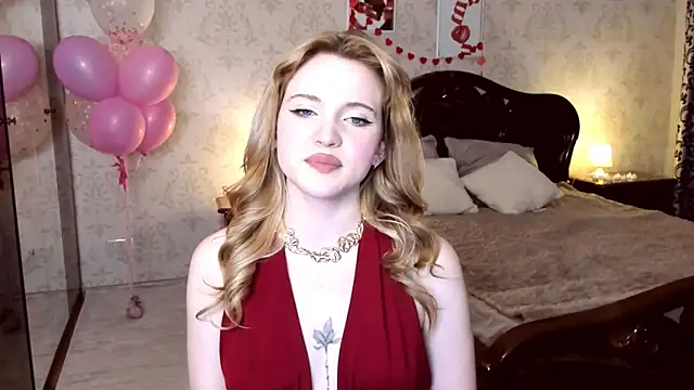 CarryParker online show from 03/03/26, 07:43