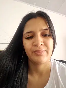 Snapshot of Kendal_Lane chatting on 05/07/26, 12:52 Kendal Lane online show from 05/07/26, 12:52