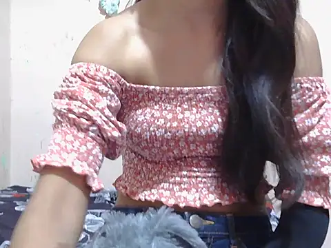 sassy slut 69 online show from 03/09/26, 05:33