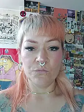 lady polka online show from 03/01/26, 05:46