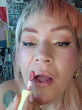 lady polka online show from 02/20/26, 06:21