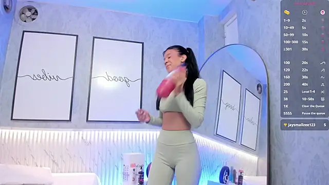 beautydoll18  online show from 05/13/26, 10:11