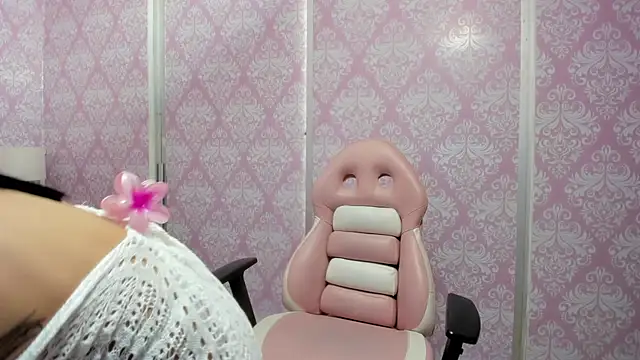 beautydoll18  online show from 06/26/26, 11:27