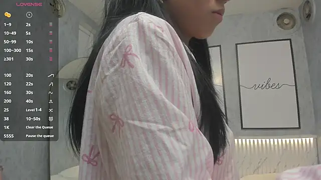 beautydoll18  online show from 04/15/26, 10:32