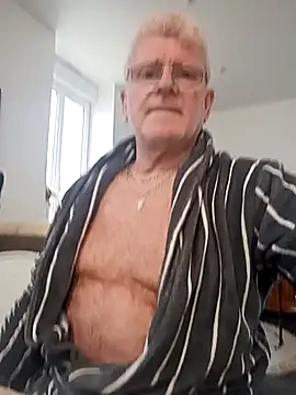 olivbisoumis online show from 02/18/26, 08:11