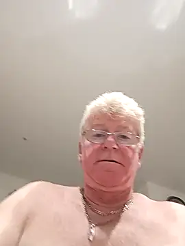 olivbisoumis online show from 03/31/26, 04:47