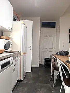 olivbisoumis online show from 04/17/26, 04:48