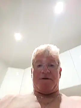 olivbisoumis online show from 03/23/26, 05:18