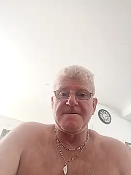 olivbisoumis online show from 02/19/26, 01:30